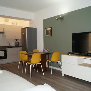 house-naviglio-uno.italymilanhotels.net/